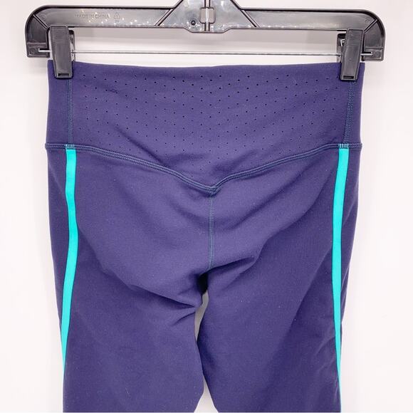 Nike Dri-Fit Blue Athletic Leggings Size Small - Picture 7 of 9